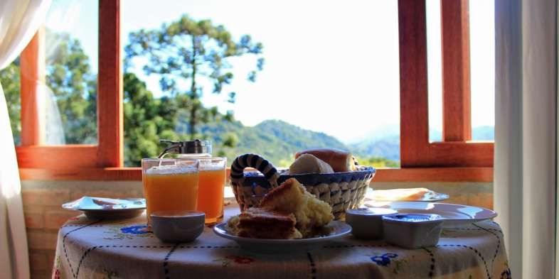 Pousada Liláceas - Café da manhã no quarto