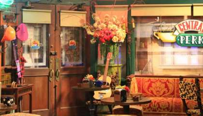 Central Perk no tour da Warner Studios em Los Angeles