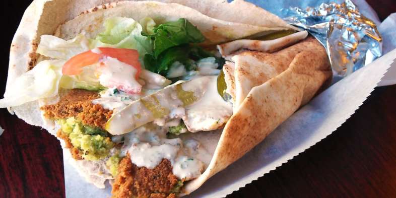 Falafel no The Rock Restaurant em Normal, Illinois