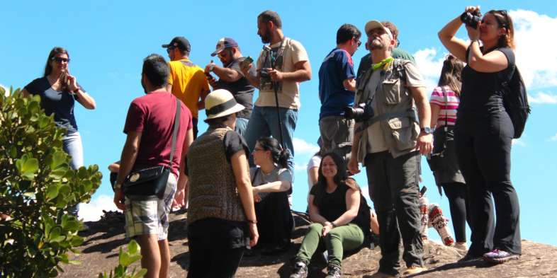Parte do pessoal na Serra do Lenheiro aproveitando a vista do final da nossa trilha