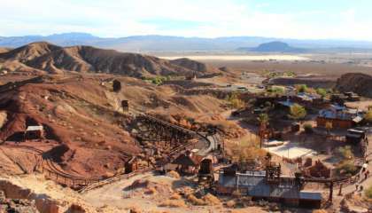 Do alto da cidade fantasma de Calico, é possível ver toda a estrutura da cidade