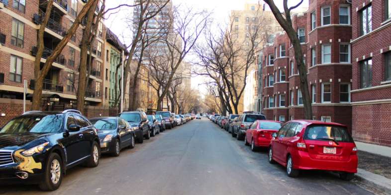 A vizinhança do Lincoln Park é um ótimo local para estacionar em Chicago durante o dia e aproveitar o parque