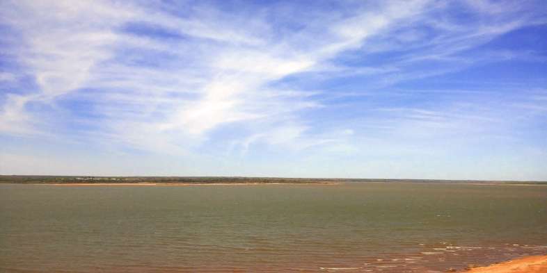 A represa do Parque Estadual de Foss em Oklahoma