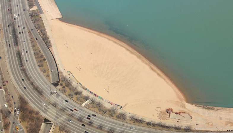 Do 360 Chicago, o observatório no alto do John Hancock Center, é possivel ver as praias da cidade
