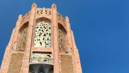 Topo da Singing Tower do Bok Tower Gardens