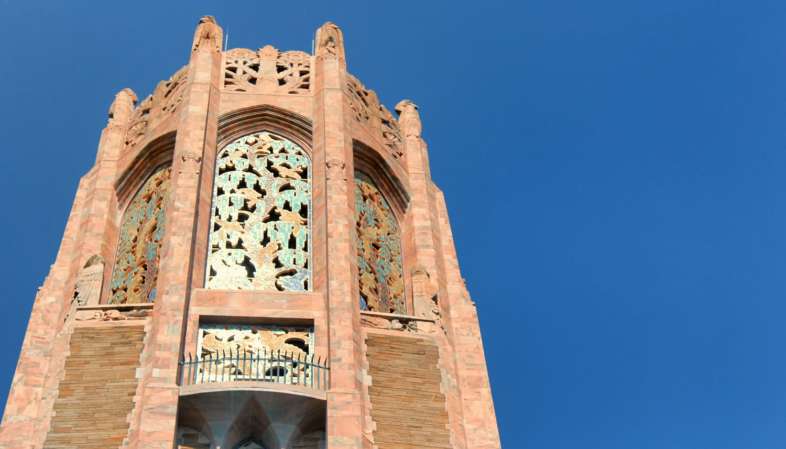 Topo da Singing Tower do Bok Tower Gardens Topo da Singing Tower do Bok Tower Gardens