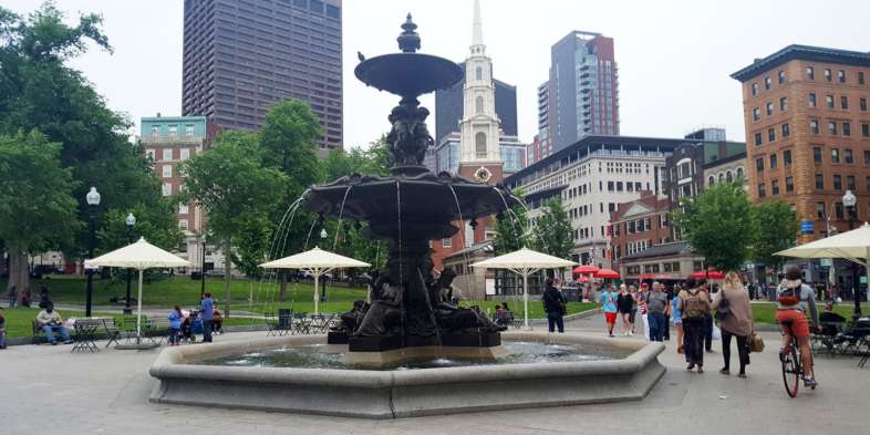 Roteiro em Boston Uma fonte do Boston Public Garden
