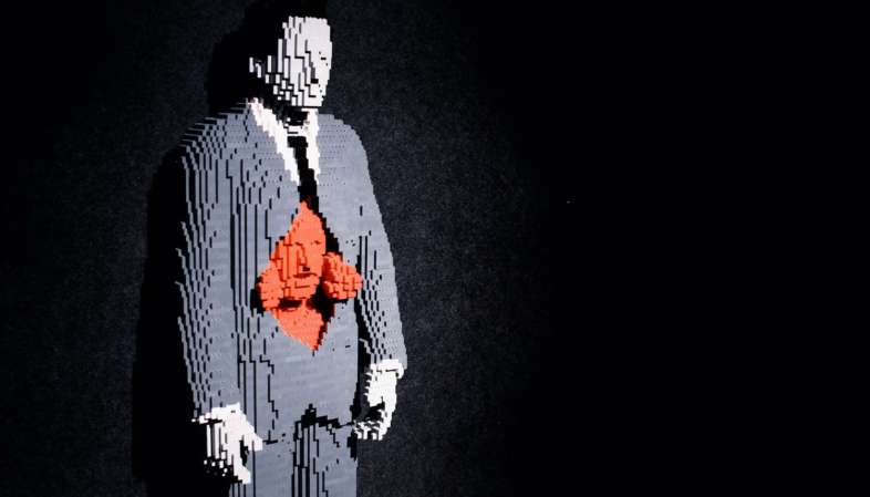 O interior do ser humano tentando se libertar em obra de Nathan Sawaya exposta na Oca, no Parque Ibirapuera