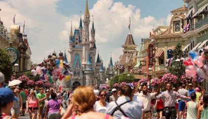 De praticamente todo o parque é possível avistar o tão famoso castelo da Cinderela