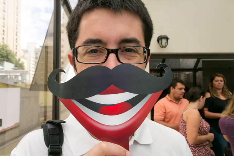 Thiago do Janela ou Corredor rindo à toa durante o Vem pra Sampa, meu!