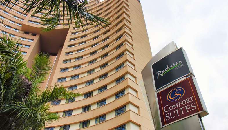 Fachada do hotel Radisson Alphaville Fachada do hotel Radisson Alphaville