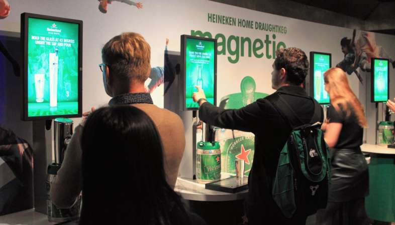 Área interativa do Heineken Experience em Amsterdam Área interativa do Heineken Experience em Amsterdam