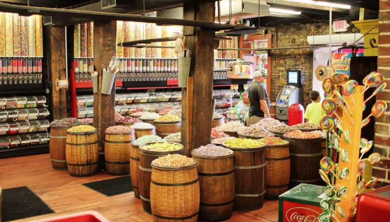 O que fazer em Savannah: Loja de doces na River Street Loja de doces na River Street em Savannah