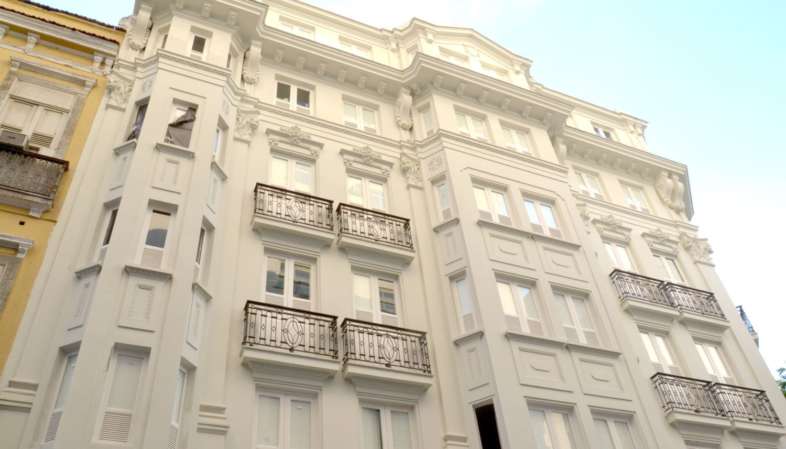Olha como tá linda a fachada do Belga Hotel no coração histórico do Rio de Janeiro Olha como tá linda a fachada do Belga Hotel no coração histórico do Rio de Janeiro