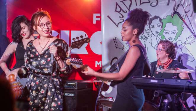 Apresentação de uma das bandas formadas durante o Ladies Rock Camp 2017, em Sorocaba Apresentação de uma das bandas formadas durante o Ladies Rock Camp 2017, em Sorocaba