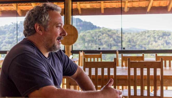 Rodrigo Ismael, proprietário do Entre Vilas, empreendimento rural, vinícola e restaurante de São Bento do Sapucaí Rodrigo Ismael, proprietário do Entre Vilas, empreendimento rural, vinícola e restaurante de São Bento do Sapucaí