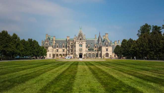 Roteiro de viagem pelos Estados Unidos: Biltmore Estate, a maior mansão privada dos EUA, fica em Asheville, na Carolina do Norte Roteiro de viagem pelos Estados Unidos: Biltmore Estate, a maior mansão privada dos EUA, fica em Asheville, na Carolina do Norte