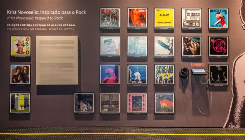 Exposição Nirvana: Taking Punk to the Masses - Mural com 20 discos da coleção pessoal de Krist Novoselic que mais o inspiraram Mural com 20 discos da coleção pessoal de Krist Novoselic que mais o inspiraram