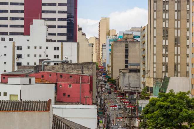 I Japão.BR - Bunkyo: a beleza do bairro da Liberdade só encontra quem procura A beleza das lanternas japonesas em meio a edifícios sem graça