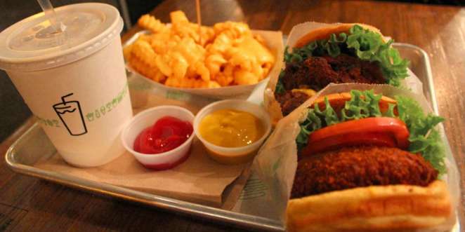 Onde comer em Nova York: hambuguer do Shake Shack Onde comer em Nova York: hambuguer do Shake Shack