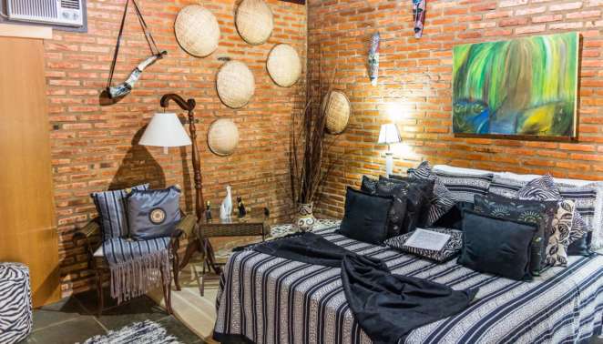 Roteiro de viagem em Brotas: um dos quartos da Pousada das Nascentes, que conta com 18 quartos, cada um com uma decoração temática diferente Roteiro de viagem em Brotas: um dos quartos da Pousada das Nascentes, que conta com 18 quartos, cada um com uma decoração temática diferente