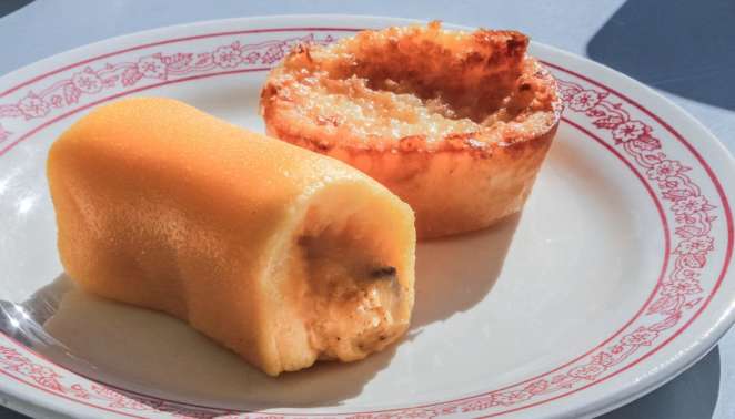 Viagem de carro em Portugal - Castelo de Azeitão - A torta de Azeitão é um doce famoso em todo o país Viagem de carro em Portugal - Castelo de Azeitão - A torta de Azeitão é um doce famoso em todo o país