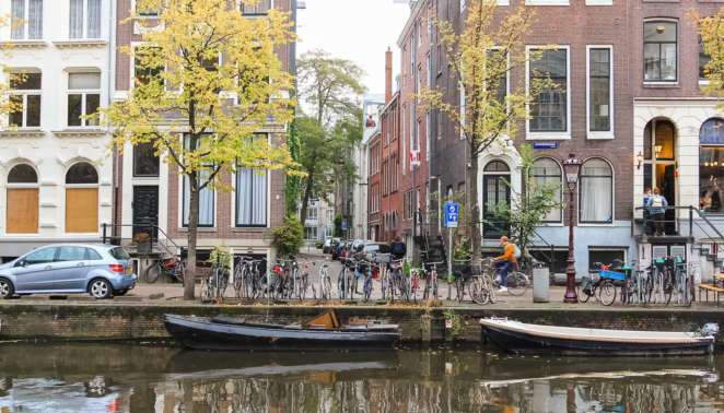 O que fazer em Amsterdam: os melhores passeios - Andar pela cidade à beira dos canais O que fazer em Amsterdam: os melhores passeios - Andar pela cidade à beira dos canais