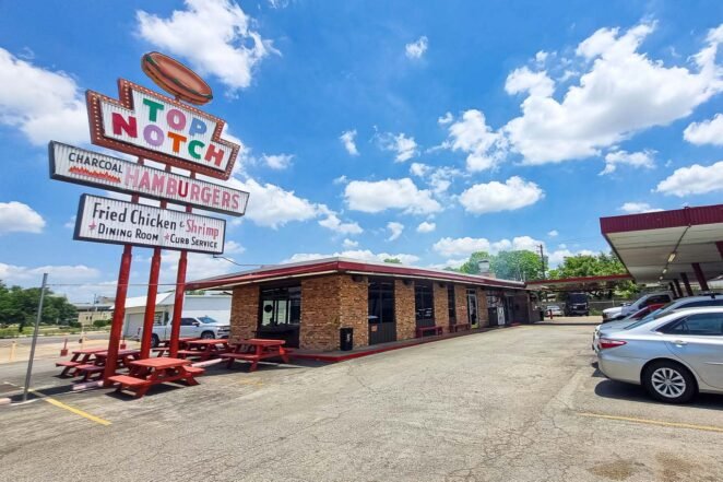 Austin já foi cenário de diversos filmes, e o Top Notch é nossa locação favorita na cidade