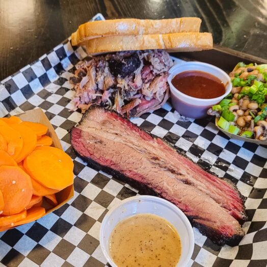 Em Austin, a tradição do churrasco texano tem ganhado algumas inovações
