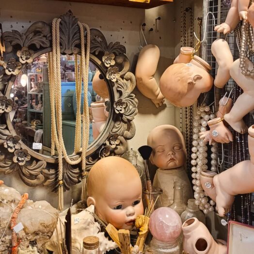 O antiquário Uncommon Objects - Keep Austin Weird